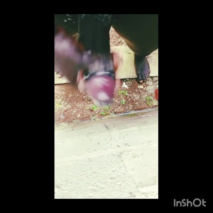 Hongi: Tânărul african își fute pula mare și neagră