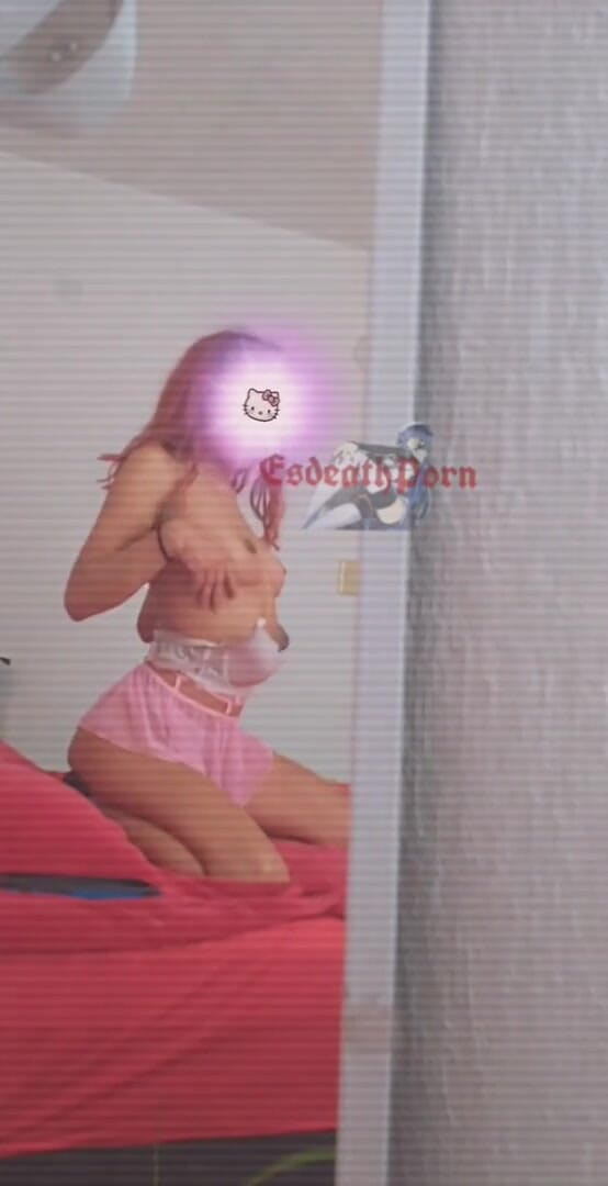 Esdeath: Subscrie-te tati / Suscribete Papi