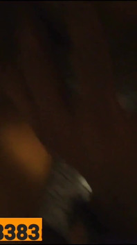 Elle me suce la bite avant que je la lui fourre dans le cul