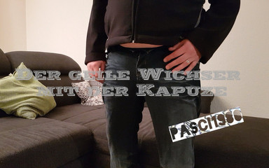 Pascal Dichter: Kapüşonlu azgın mastürbasyon yapan