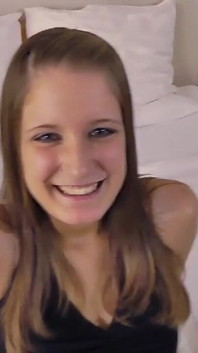 33-přírodní prsa wonder šuká pro creampie