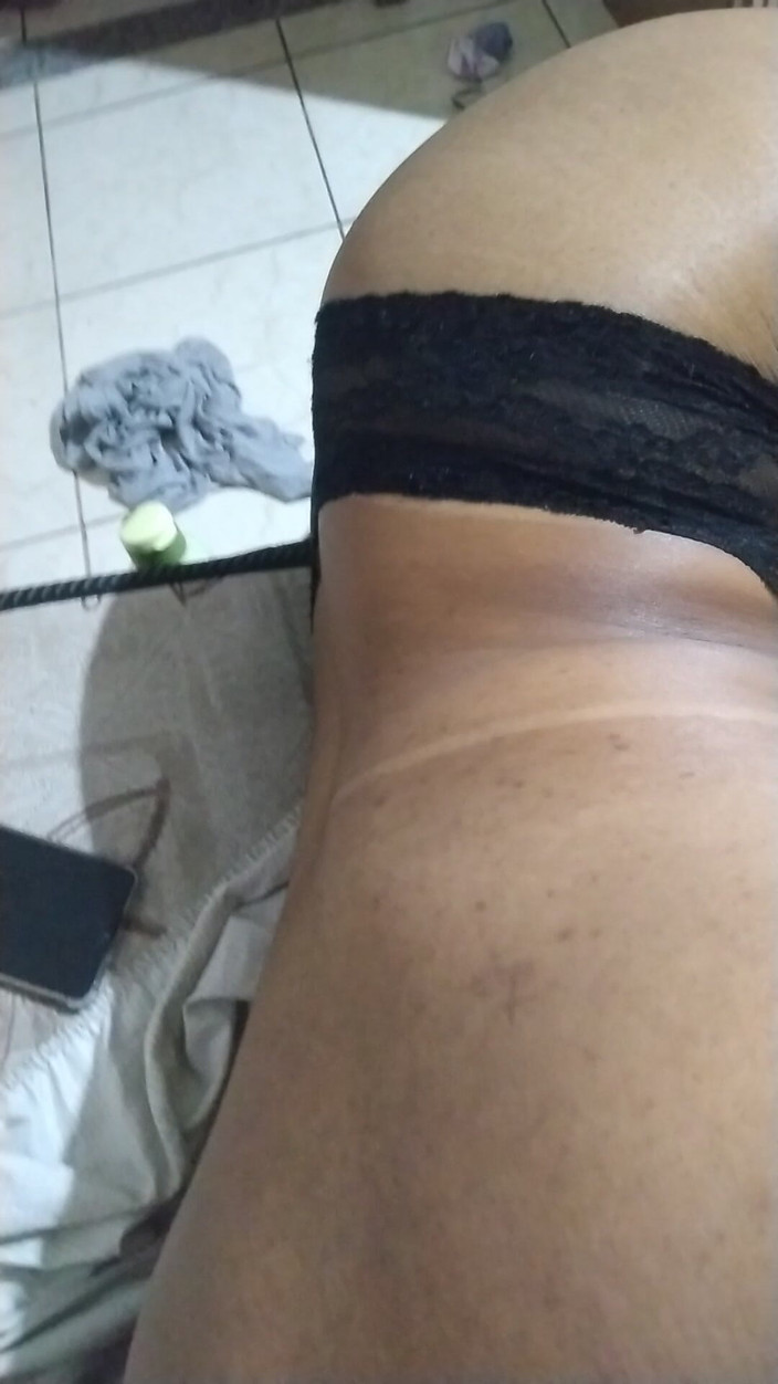 Jr and denies: Смокче дуже смачний член