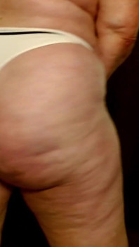 1307 Dawn empapó esta tanga en semen plus