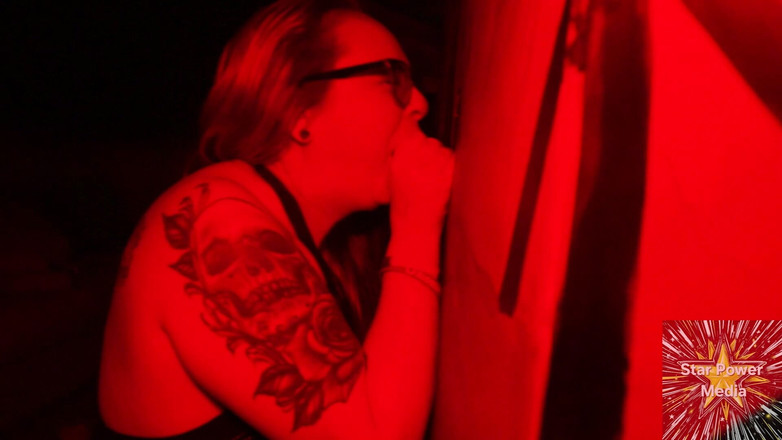 Savvy G: Savanna esmaga o recorde do glory hole em concurso de...