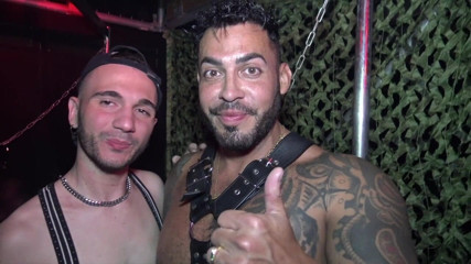 Bareback story at the attack cruising Madrid: Dark Hermes zerżnięta na surowo w chuscie przez Viktora Roma