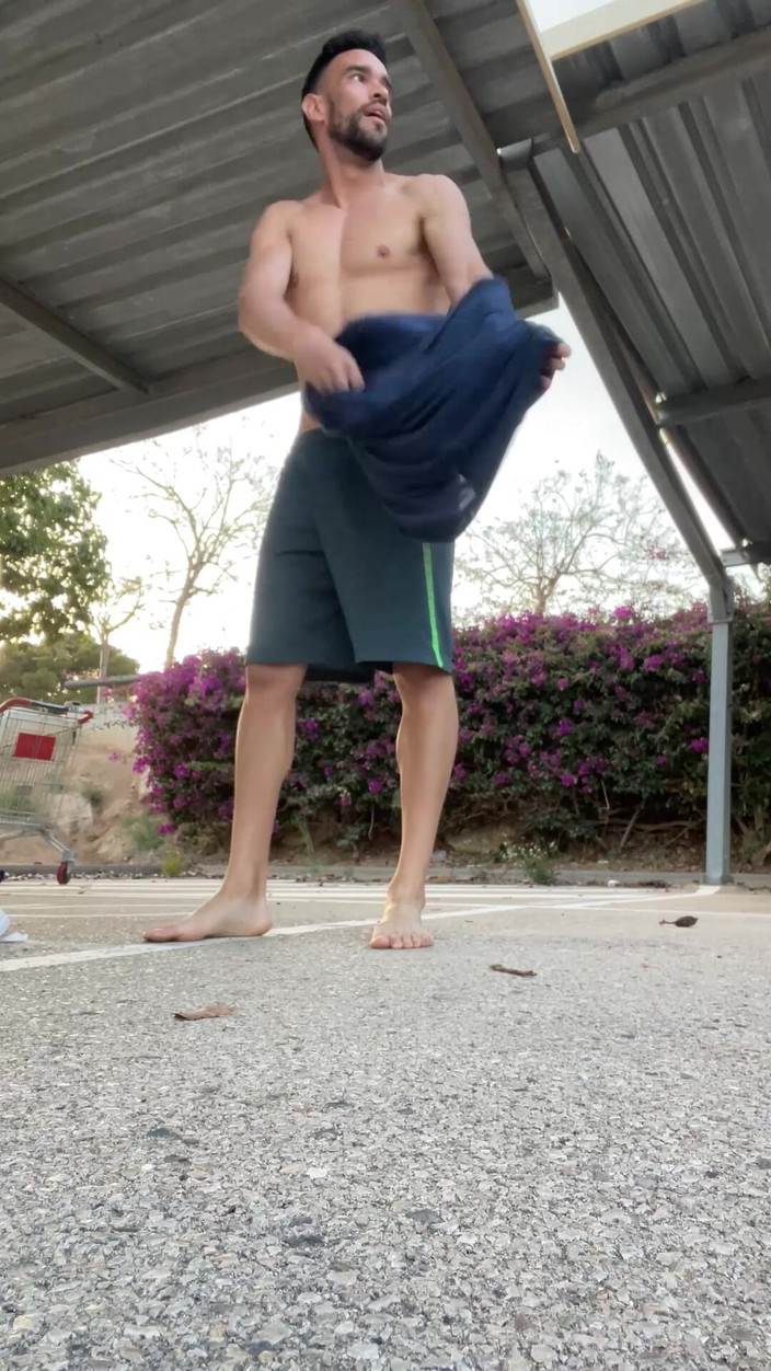 Paul Williams: Меня поймали голым на парковке супермаркета