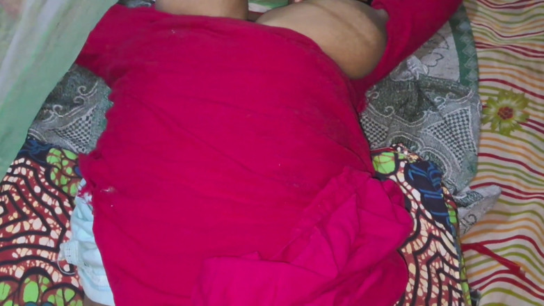 Trilokinath: Hermanastro y hermanastra han tenido relaciones sexuales por la noche...