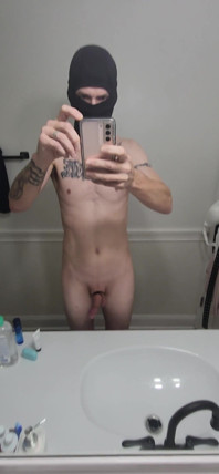 Lonely Single Male Looking for Woman Partners!