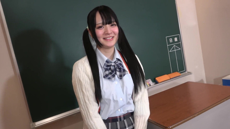 japan banana: 19-årig japansk svarthårig skönhet. Sex