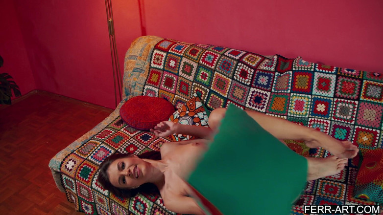 Ferr-Art: Arina naakt lingerie passen. Trek Pii.