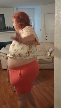 Blooper Big Beauty Nurse Vicki Try's to Pop Balloon with Ass but It Doesnt Work!