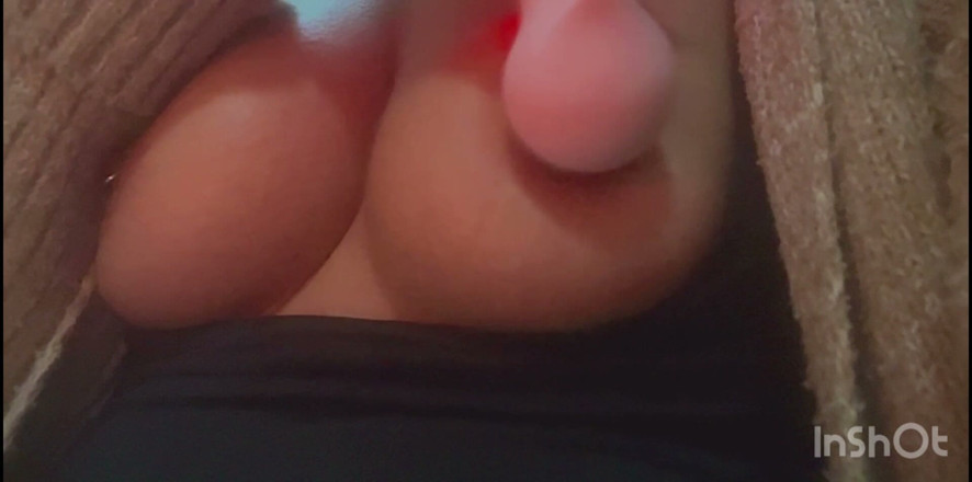 Thepinkbutterfly: nippal ple mujhe bahut kaamuk ho jaata hai