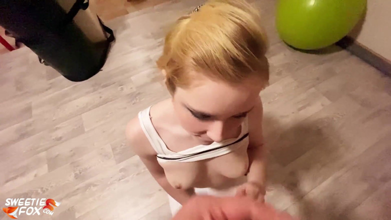 Sweetie Fox: Big booty teen sucking dick and hard sex personal trainer -...