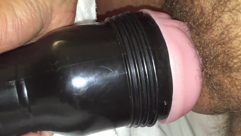 Multicummer: Orgasme kilat - muncrat bareng masturbasi