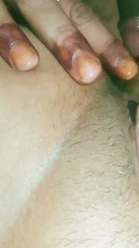 Teil 2: der junge rief das heiße mädchen an und hatte sex mit ihr - Klares Hindi Audio.