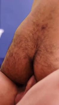 BEARFILMS blonďatá medvěd lev Reed Raw šuká baculatou Avi Strider
