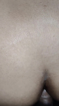 Desi anale seks met haar charmante vriendin