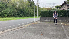 megu2002: 공원 산책로와 주차장에 노출