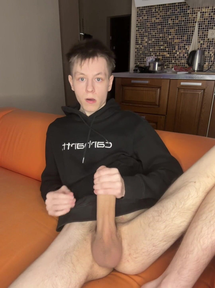 Morflot24: Mandi solo mengerang 18 tahun semasa memerah kering