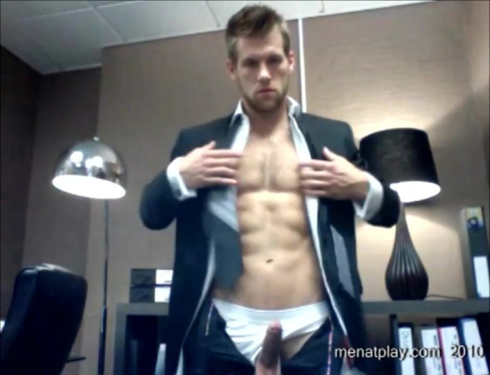 MenAtPlay: David Jones' Raw Webcam