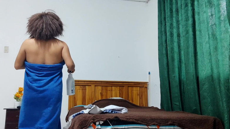 NEGRITA SEXY: Flirty studentské porno !! Je to prsatá domácí porno nadšená