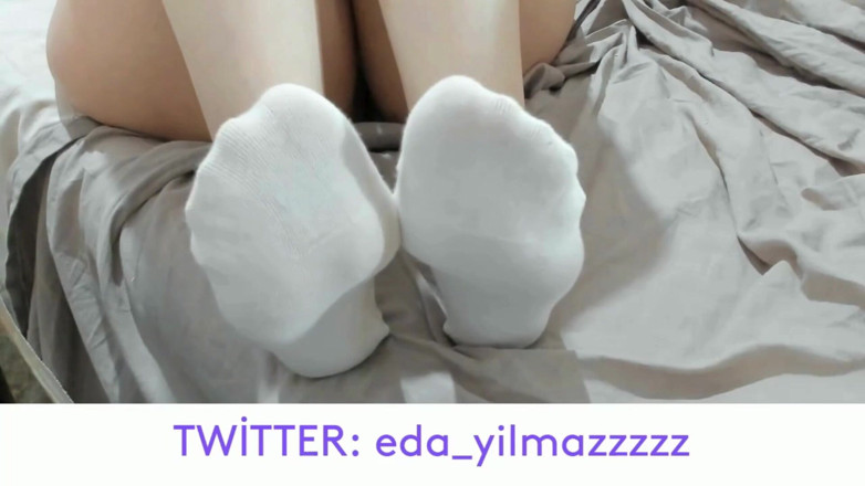 bigass_sexy_bigboobs: Fétichisme des pieds - Foot Turc - Fétichisme des pieds turcs - Chaussettes -...