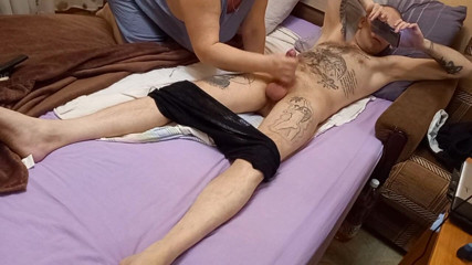 Zona901: After the pump, the mother-in-law jerks off my cock
