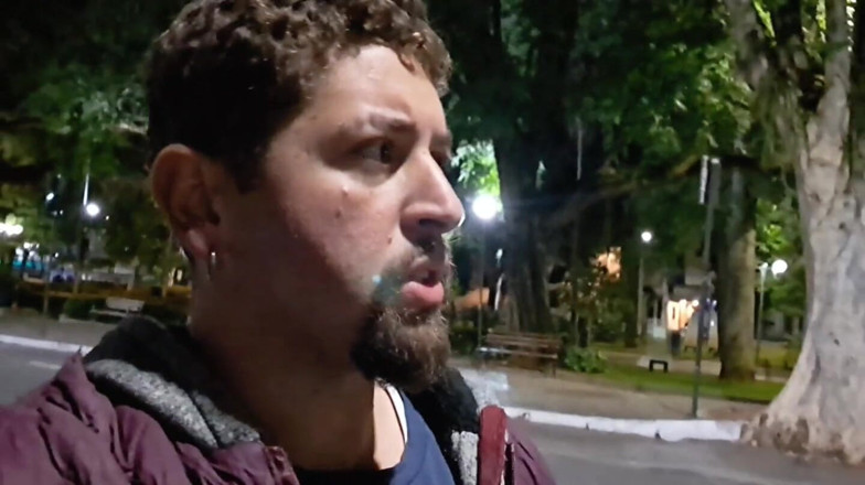 Marcosninfo: Salió De Noche a Buscar Hombres Para Averiguar Qué Había...