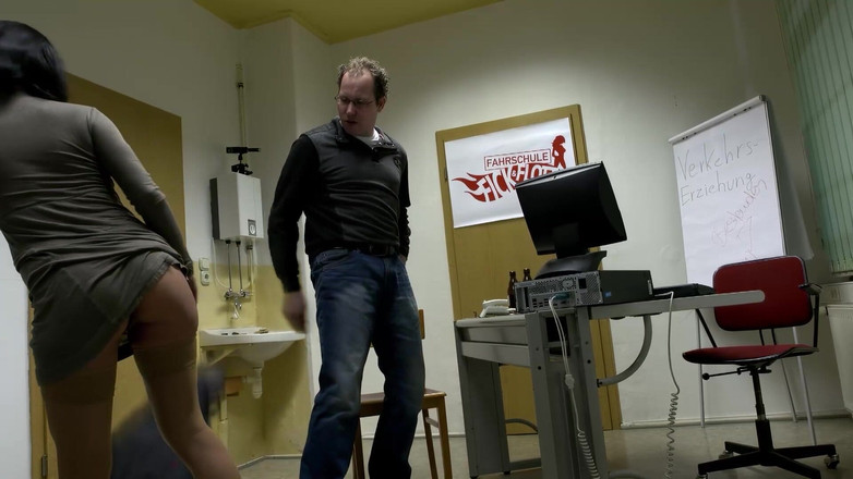 MMV Films and Clips XXX: Різноманітні пизди красуні жорстко пестять пальцями крупним планом