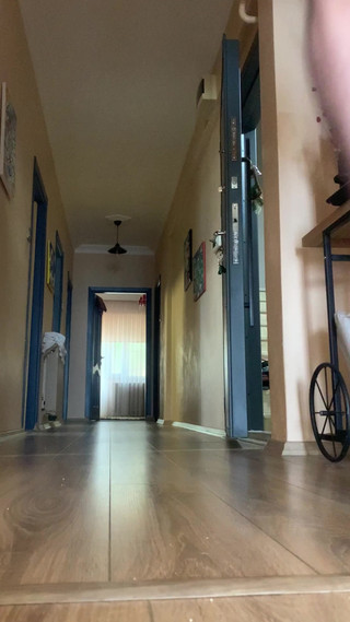 cd_aysemmm: Aku menyapa cowok penganter pizza dengan stoking