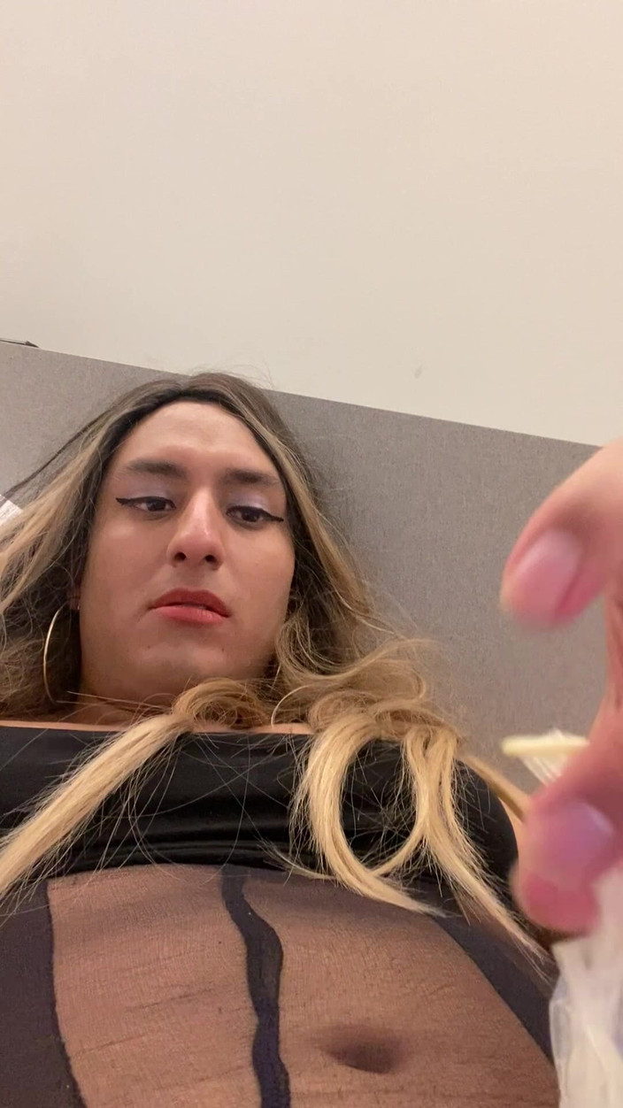 Natalia Valera: Masturbuji a piju vlastní sperma