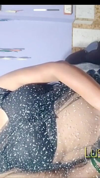 Lustykajolbhabhi: Adik ipar yang menggairahkan