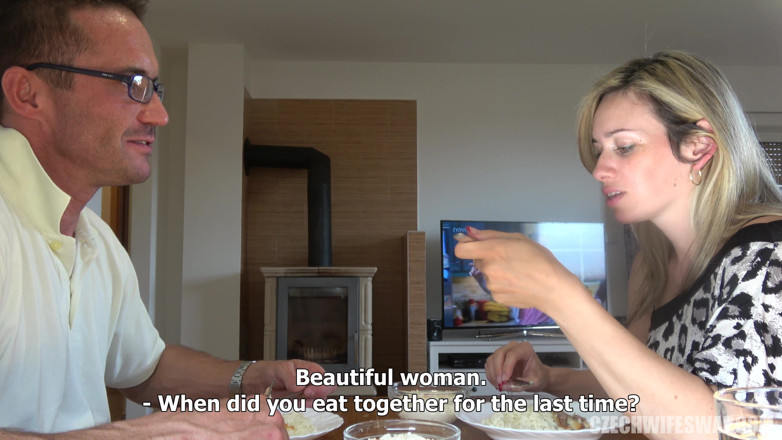 Czech Wife Swap: Çek evli kadın takası 7 - bölüm 2 yüze yönelik göze boşalma!