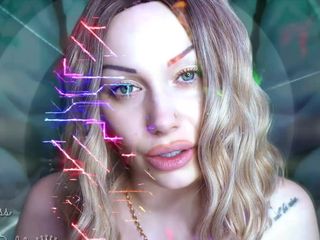 Goddess Misha Goldy: Đừng nghĩ nữa! Tôi sẽ nghĩ cho bạn. Tôi sẽ ở...