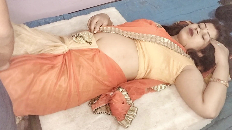 Mamta Bharti: Betrapte mijn vrouw op het spelen ... en Deed mee