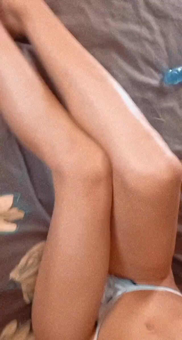 FANS OF SOFIA SWEETSECRETT: Awal yang sangat baik untuk senin! Waktunya ngocok kontol! 3 oleh...