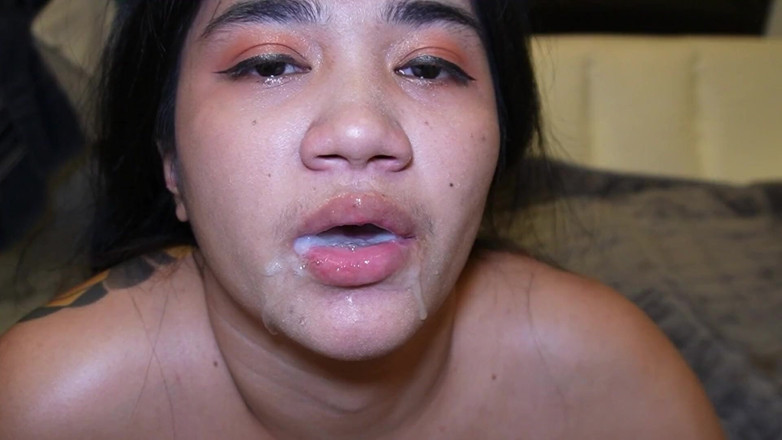 Blond_withasian: Utangaç balıketli Asyalı için gırtlağa ve yüze kadar gırtlak ve...