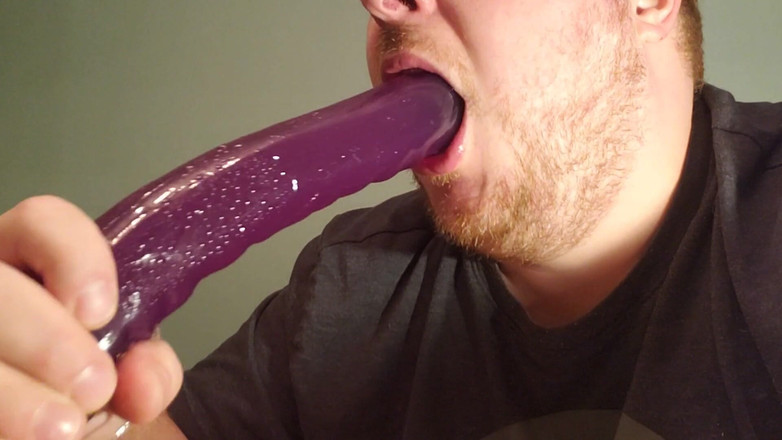 Charlieboy69: Deepthroat Dildo
