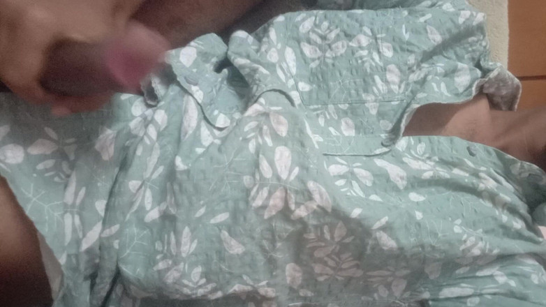 Suhas: Calcinha cheirando e gozada