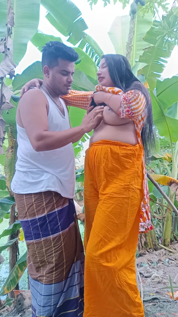 Taniyaxx: Indien XXX Video auf