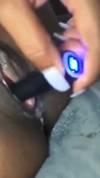 내 젖은 보지를 물 빨아