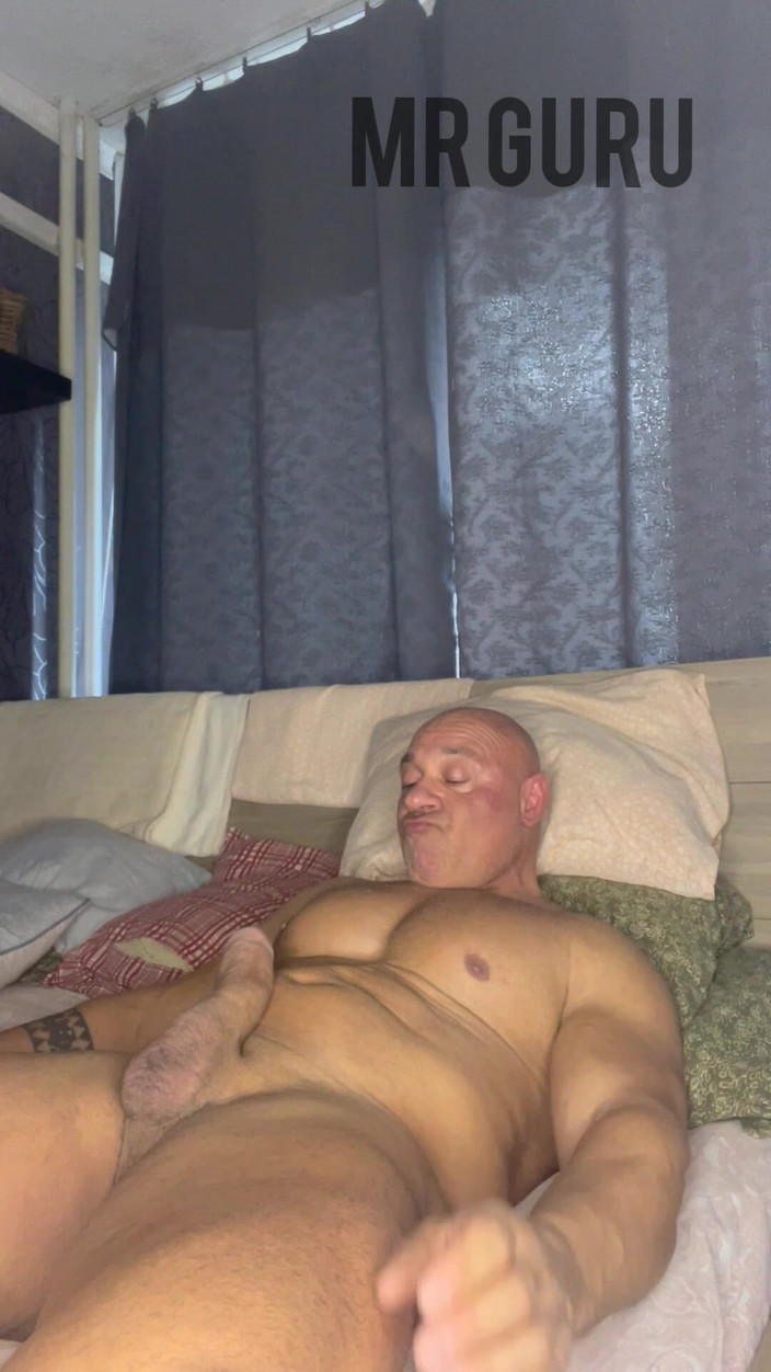 Mr. Guru: Langes wichsen von bodybuilder, herrn guru. Wichs