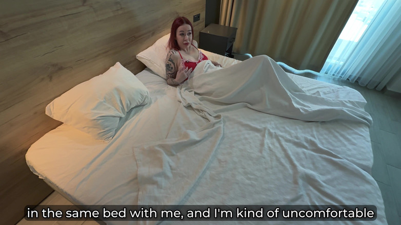 Toma Mur: Madrasta - Tori Mur - Compartilha Cama Com Enteado No Hotel - as...