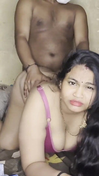Rekaman seks istri hot india dientot habis-habisan semalam suntuk!