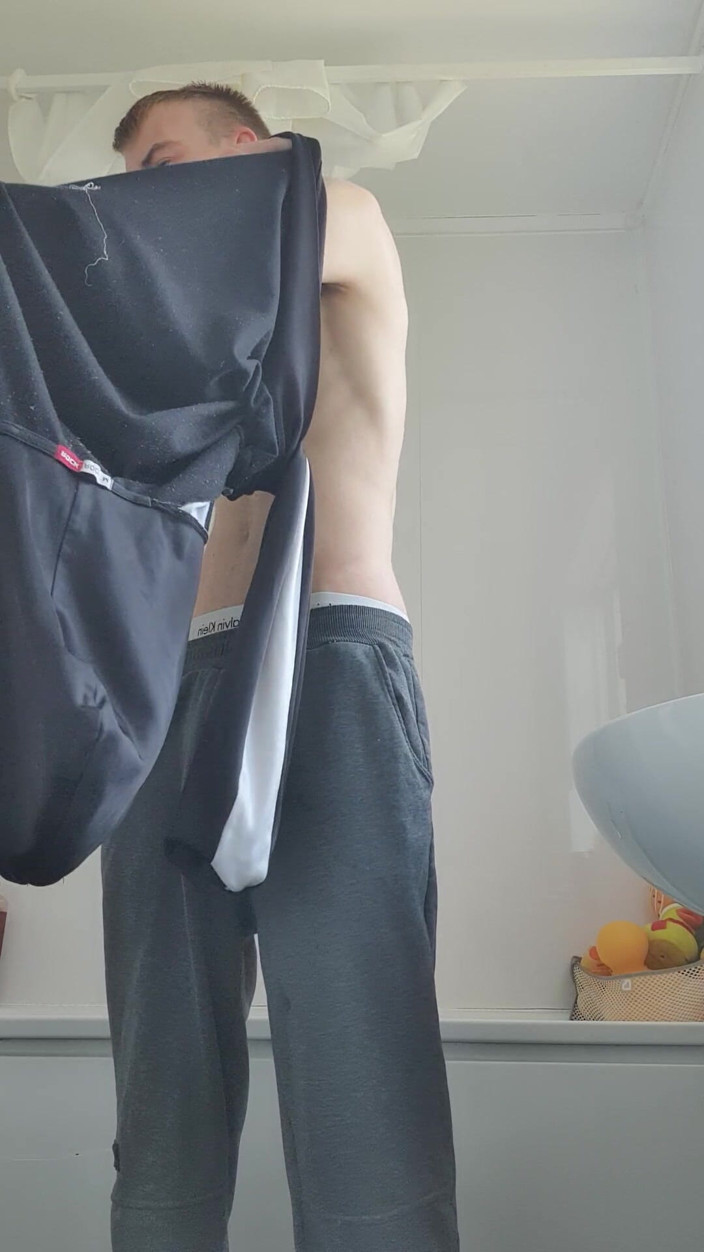 Adamross: Teen Getting Out of Bath All Wet