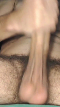 Gay 6 Minutes Masturbation with Lamb