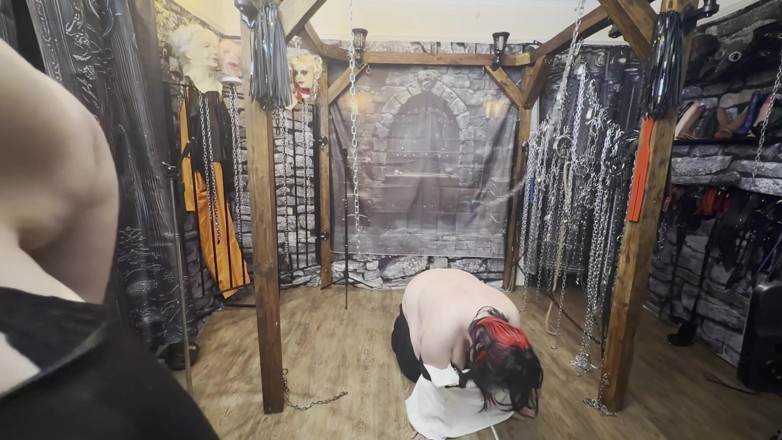 Stephanie-Nicole-TV: Parte 3 - Domina-Satana y Lanista-Bear me llevan a su mazmorra por...