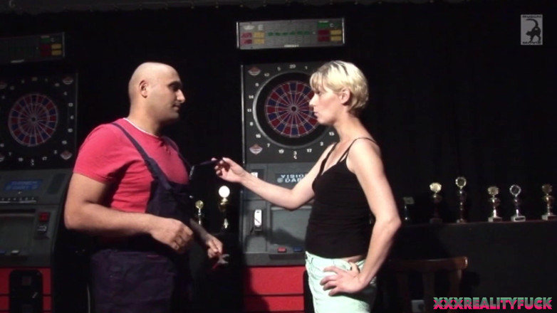 Czech Pornzone: Bar owner received worker's hard dick and cum