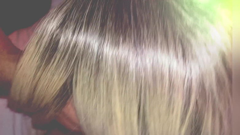 KylieKissesXXX: Первый камшот на лицо Kylie