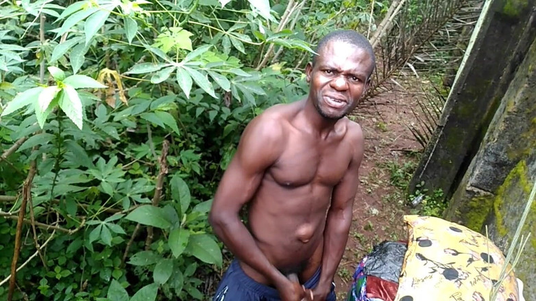 Moviesporn1: Cumshort像男人一样